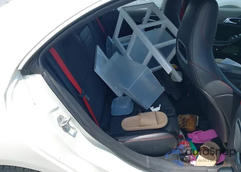 2015 Mercedes-Benz Cla 250 z USA, uszkodzony, nr VIN WDDSJ4EB4FN179281